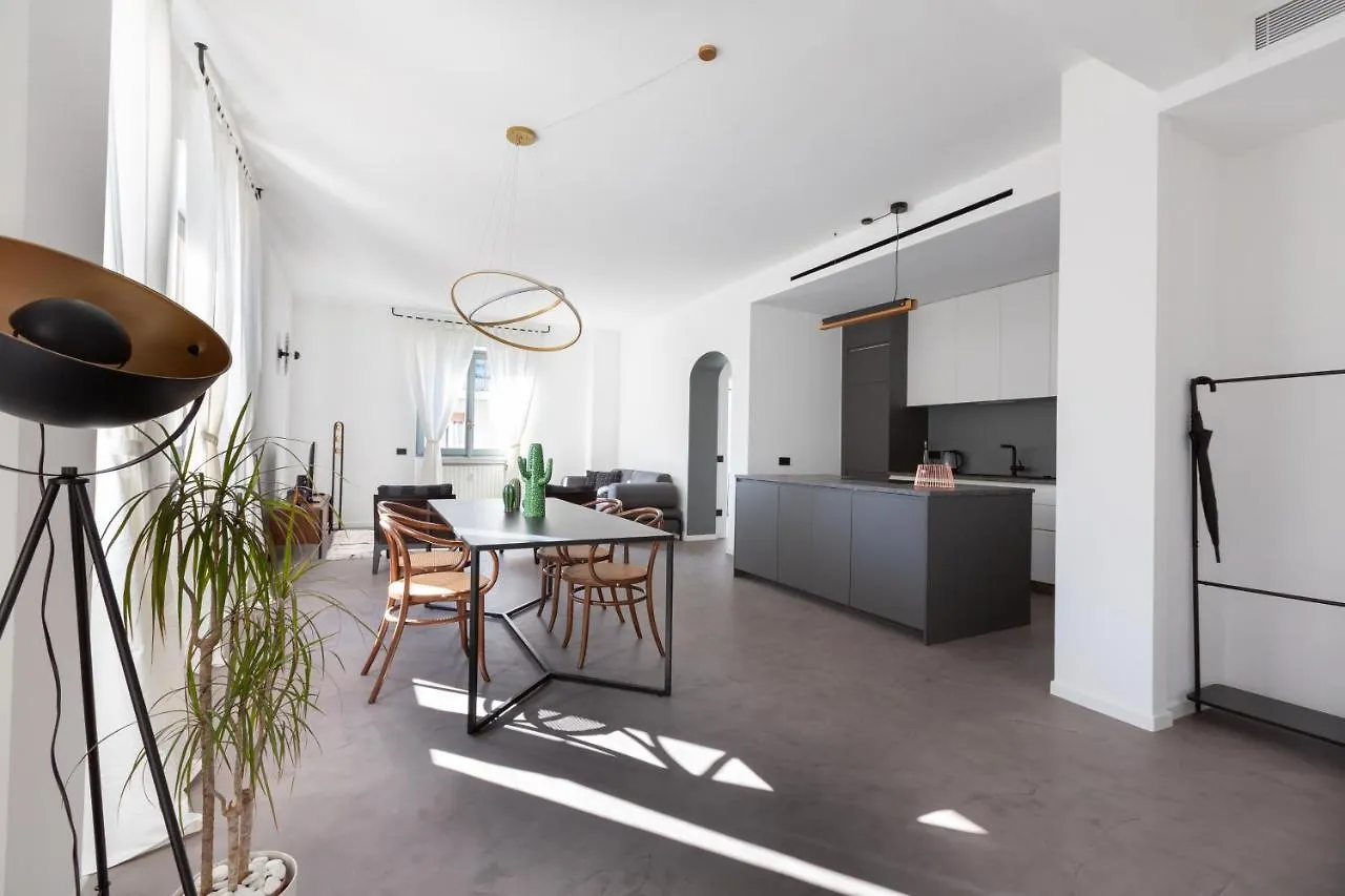 Sant'Ambrogio Bright And Stylish Flat Appartement Milaan Italië