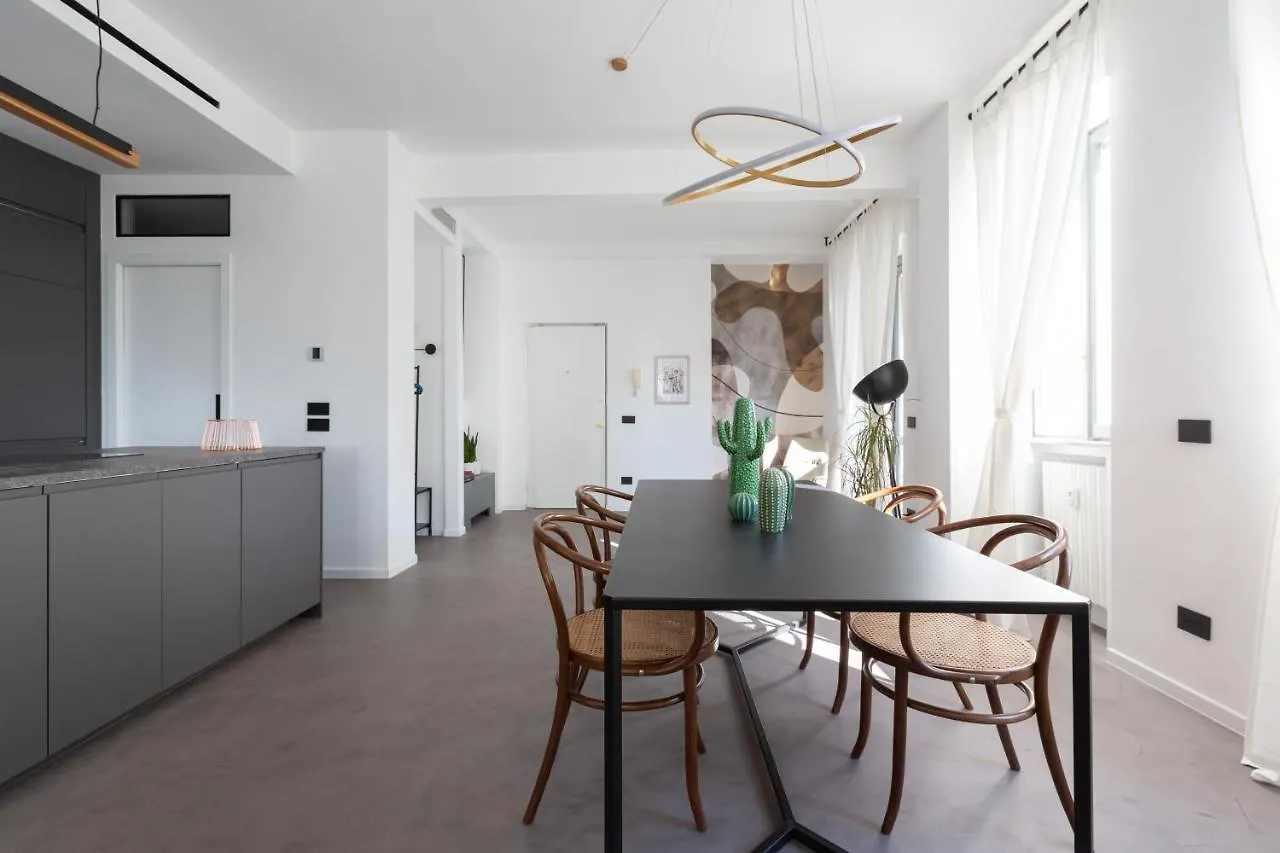 Sant'Ambrogio Bright And Stylish Flat Appartement Milaan
